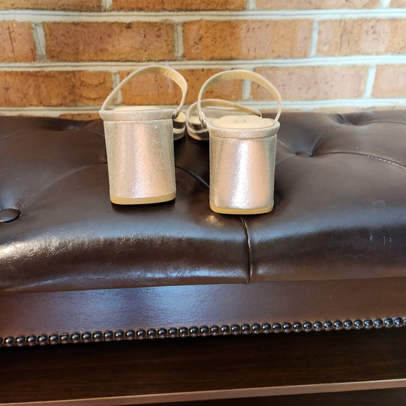 Womens Sandals - Picture 2 of 4